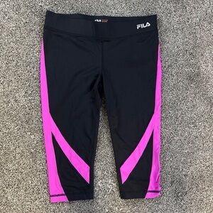 Fila Sport Capri Leggings Workout Pink  Accent Stripes (M) Medium Black